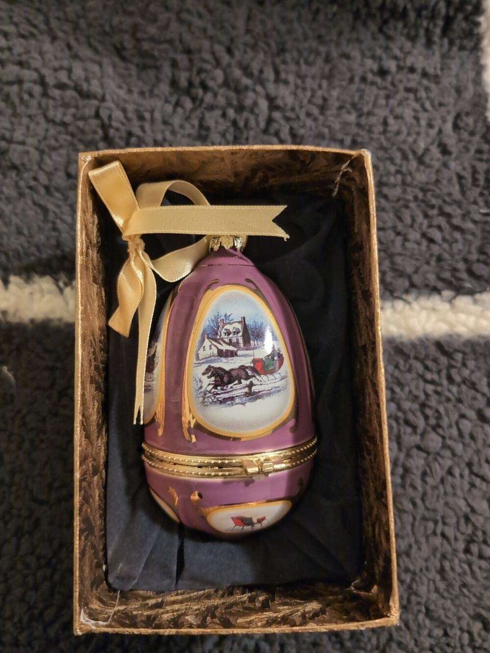 Vtg Mr. Christmas Valerie Parr Hill PURPLE Musical Egg Trinket Box Ornament